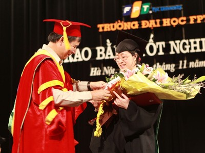 11 tháng, FPT lãi 2.321 tỷ đồng